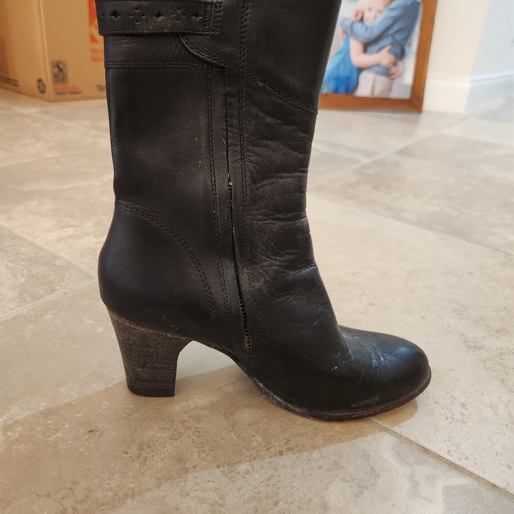 Frye Black Leather Women's Boots